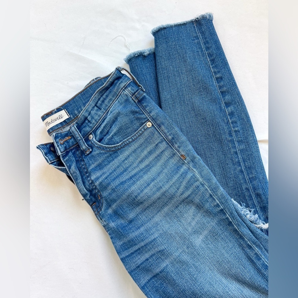 Madewell 9” High Rise Skinny Jeans - Picture 3 of 10